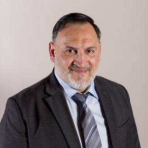 YESILYURT Cüneyt 