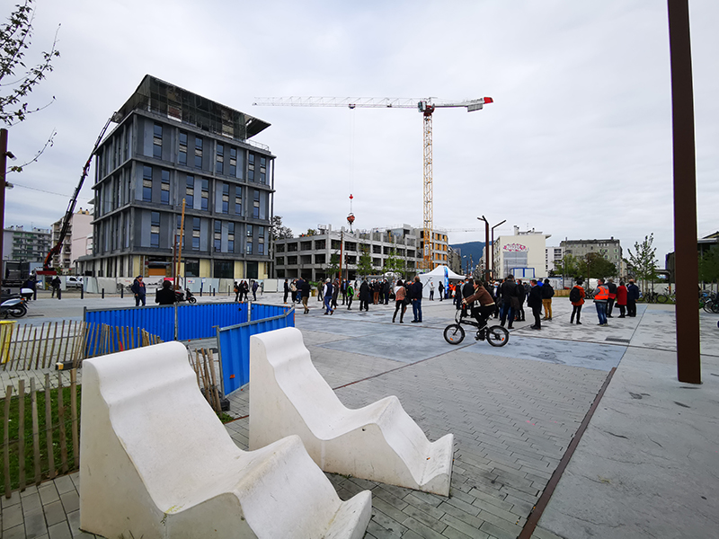 Parvis sur de la gare d'Annemasse