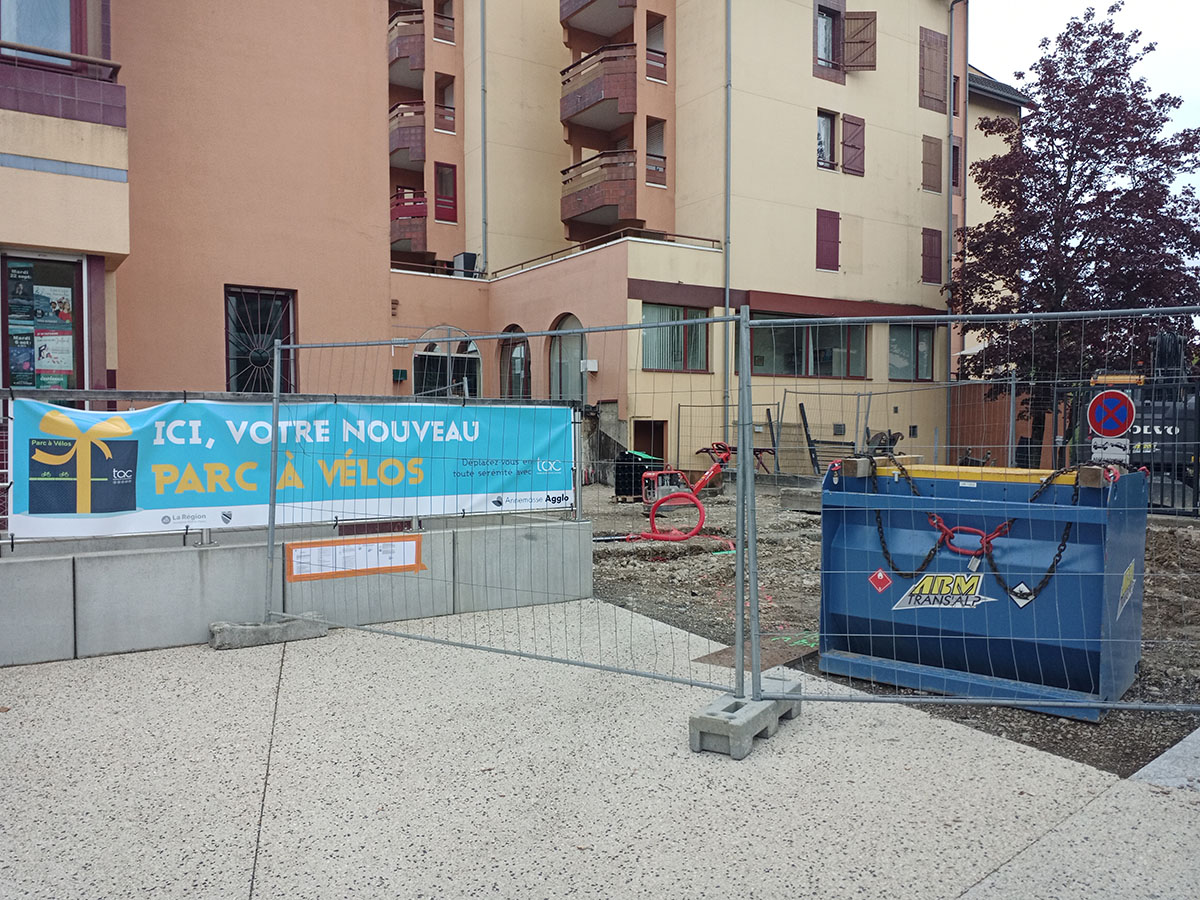 Travaux parc à vélo